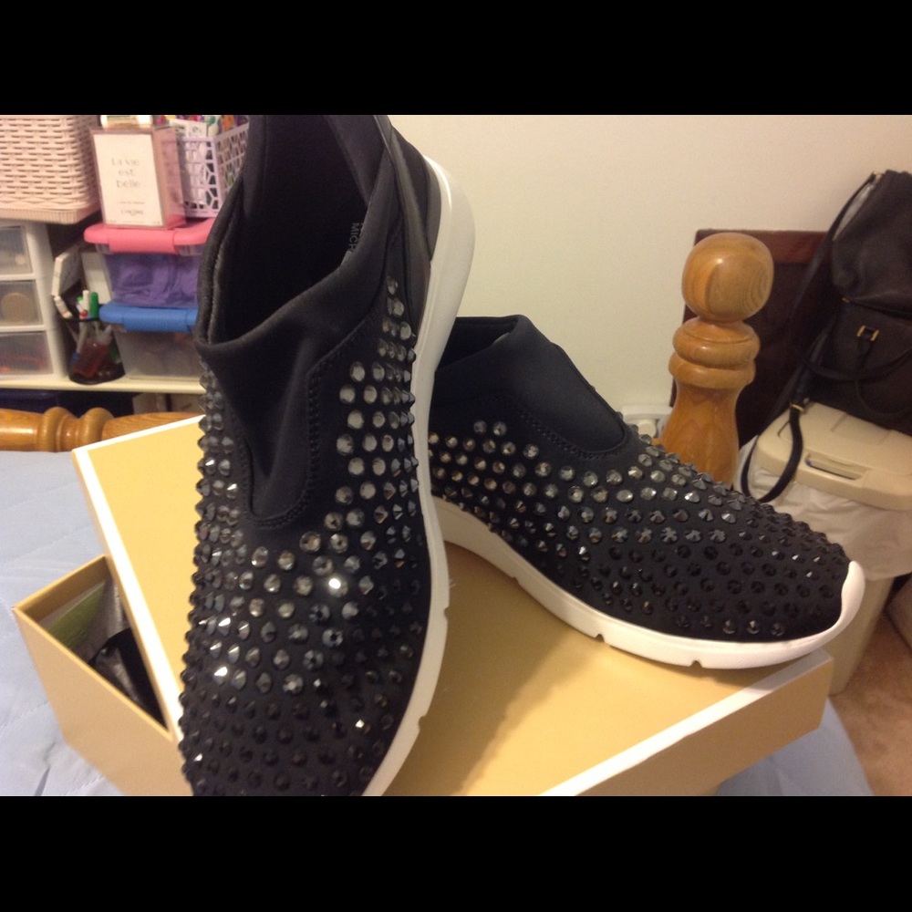BRAND NEW  Michael Kors  Size 10 Slip on Shoe